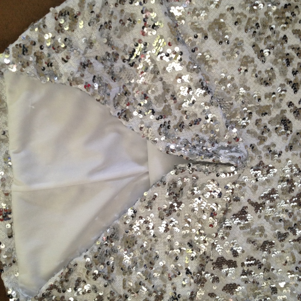 dress - Picture 8 of 8